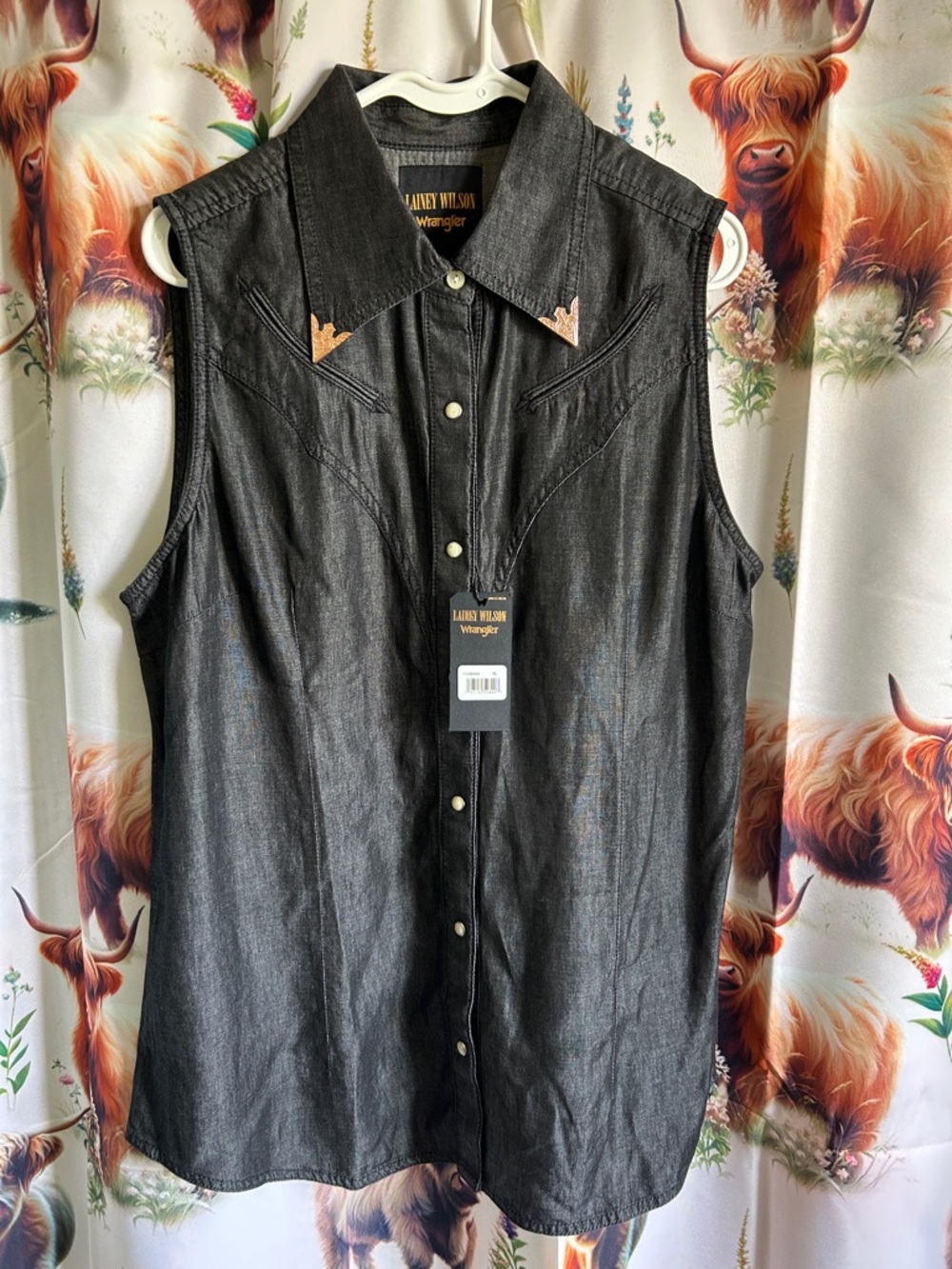 Lainey Wilson teams up with Wrangler in this studded perfect Sleeveless Top